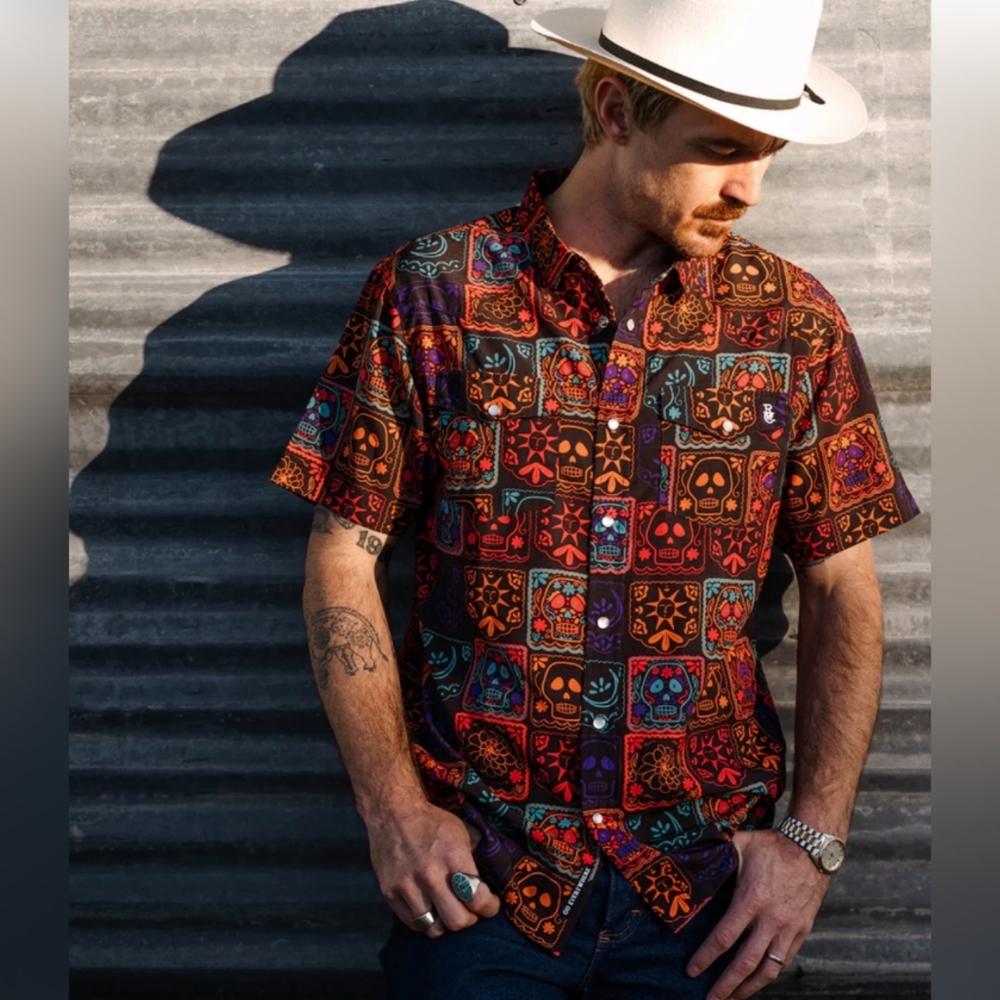 NEW Raised By Coyotes La Calavera Skull Pearl Snap Western Shirt Men's Small